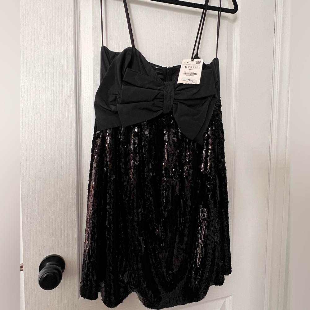 BNWT Stunning Zara Sequined Party Dress Small